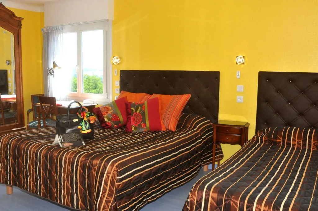 Logis Hotel Aux Tauzins - Général