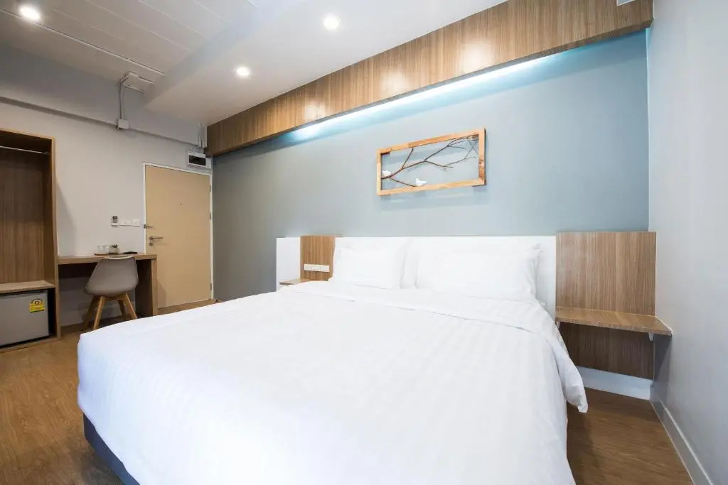 Superior Double room (full double bed)