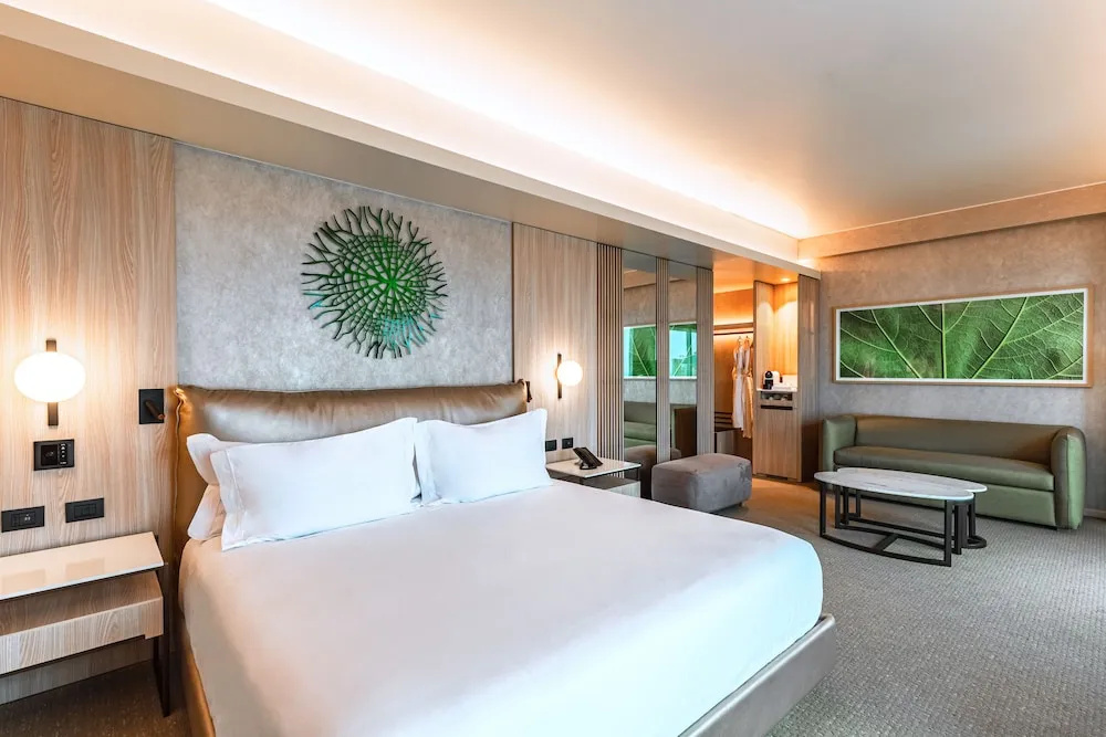 Double Suite with sea view (full double bed)