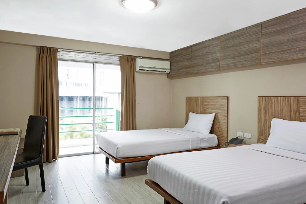 Deluxe Double room (twin beds)