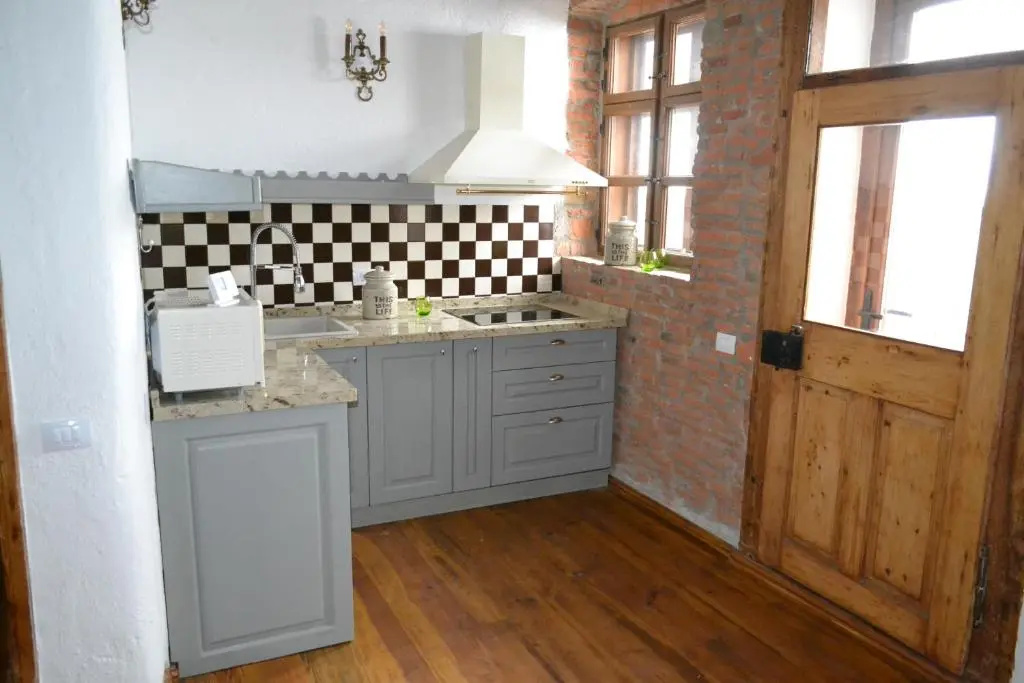 1 Bedroom Apartment with balcony