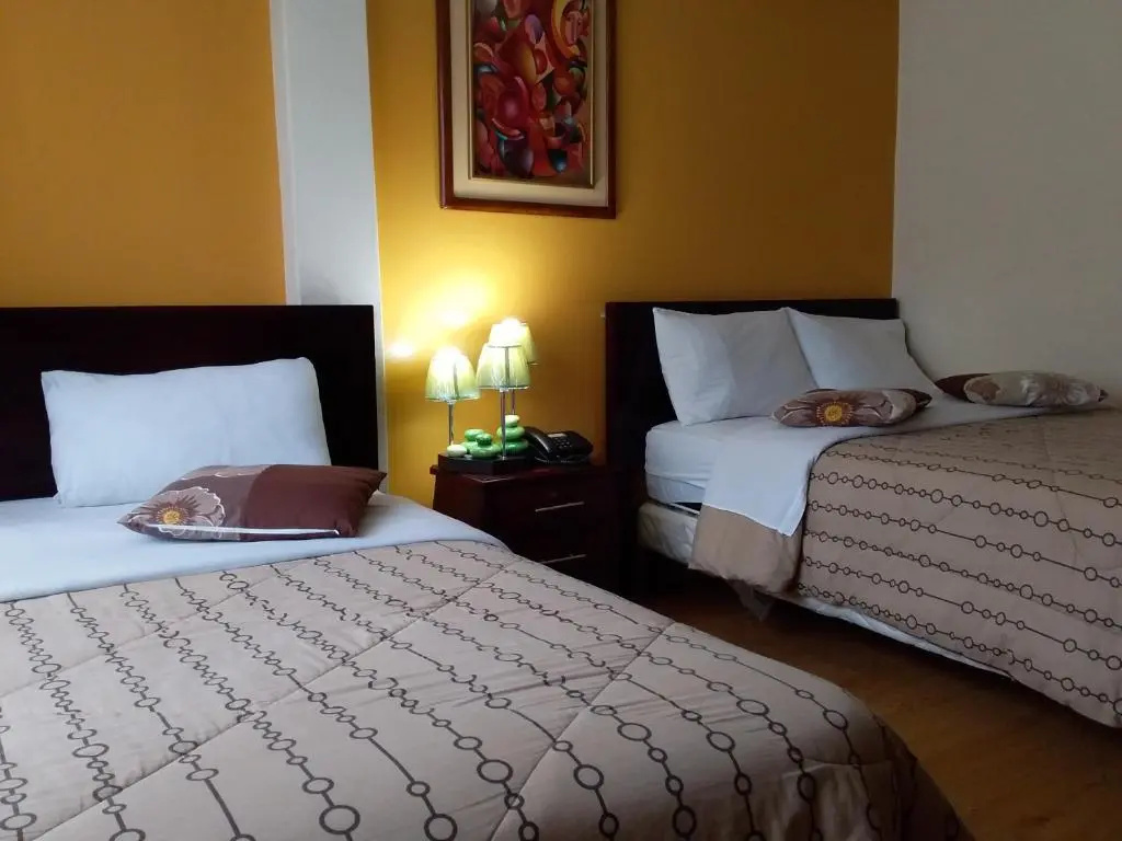 Standard Triple room