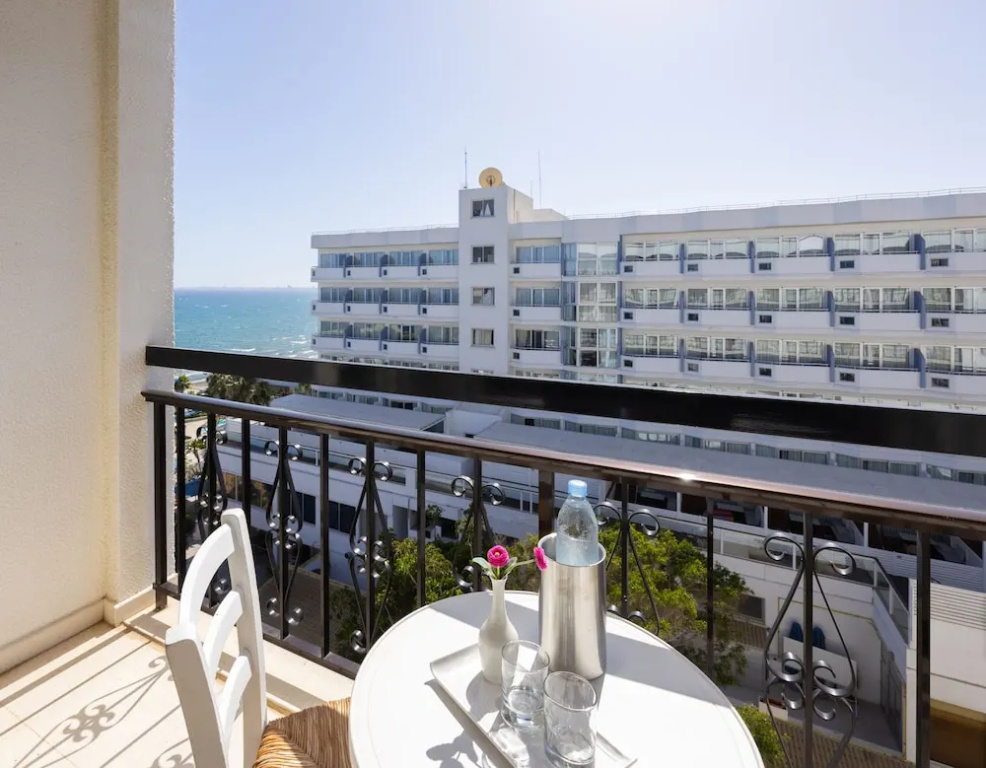 Standard room with balcony