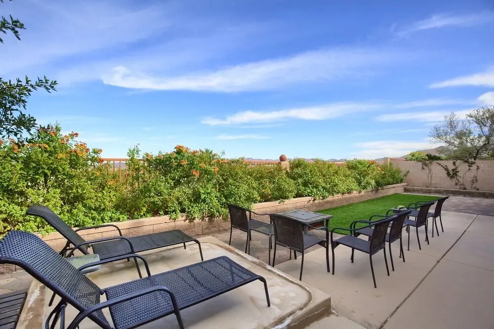 Nevada Elegance Newly Upgraded, 20 min From Strip!