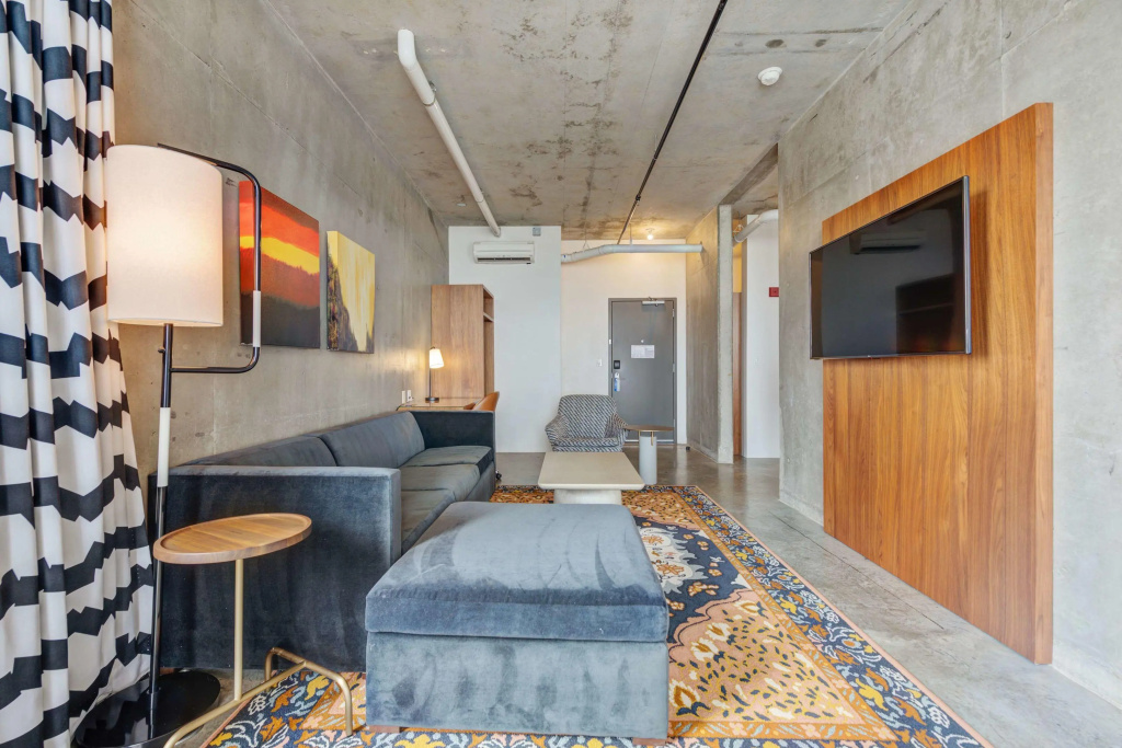 Hotel photo 12