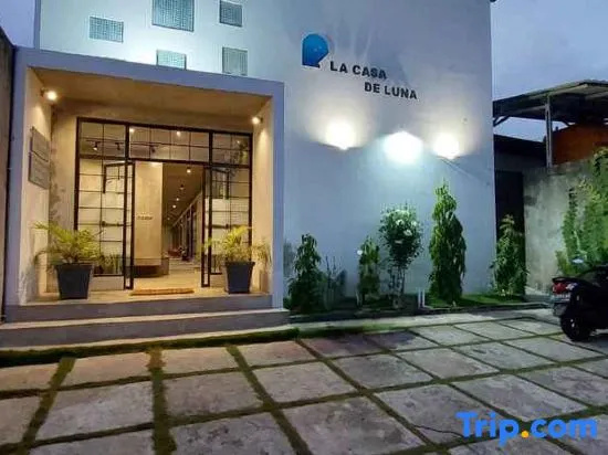 La Casa De Luna in Waikabubak