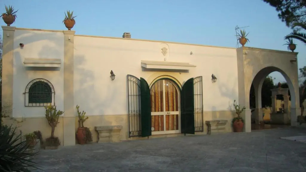Villa