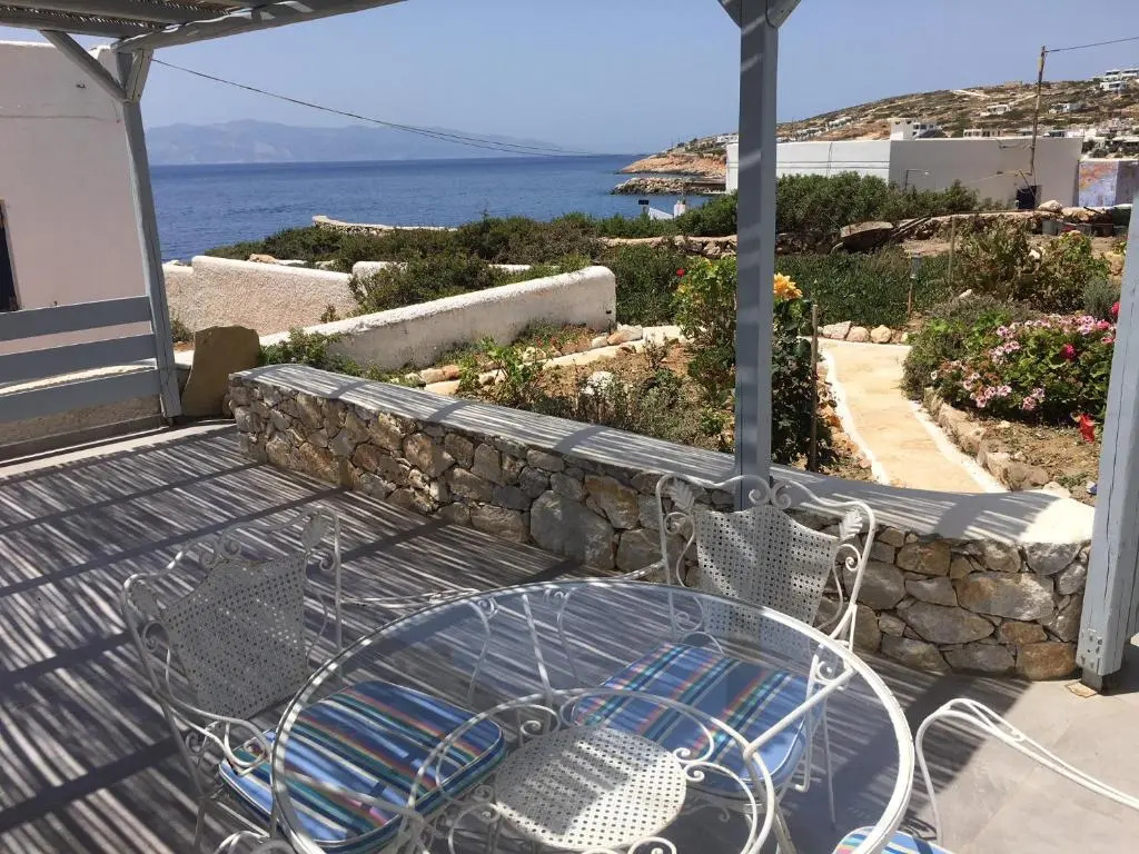1 Bedroom Apartment with sea view