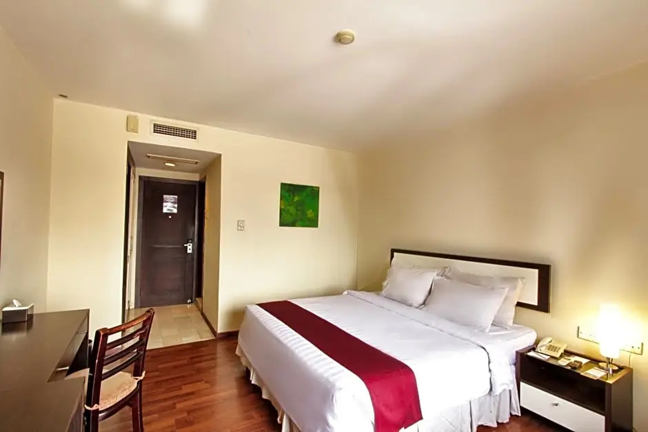 Garuda Plaza Hotel - Chambres