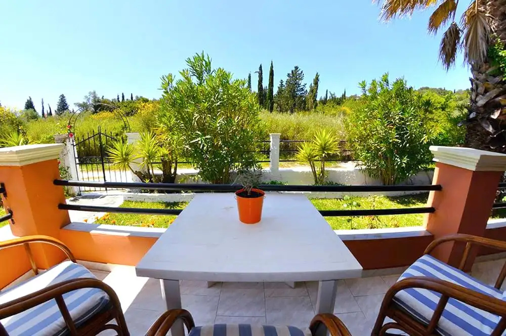 Holiday Apartment Skaros in Honey Valley, Agios Georgios North, Pagon