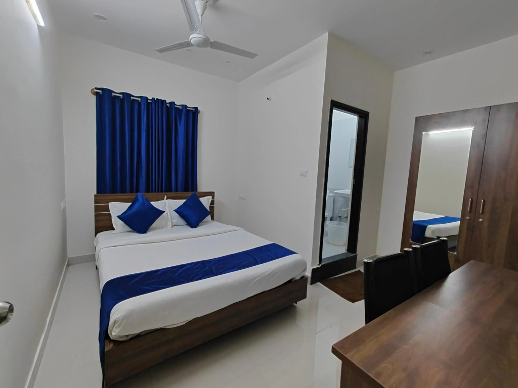 Hotel photo 12