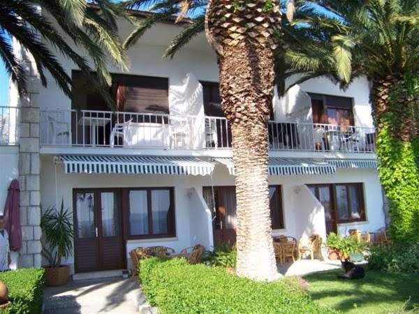 Beach Villa Bozikovic image