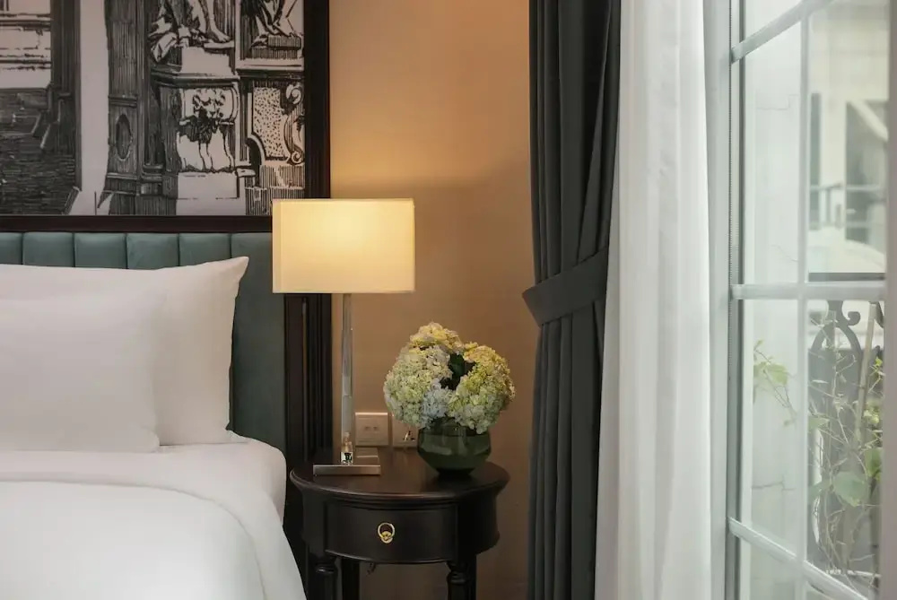Standard Double room with balcony and with city view (full double bed)