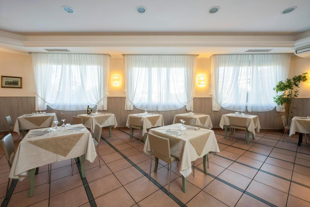 Hotel Mondial - Général