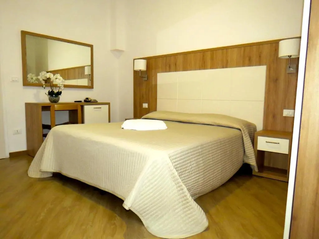 Standard Double Basement room (full double bed)