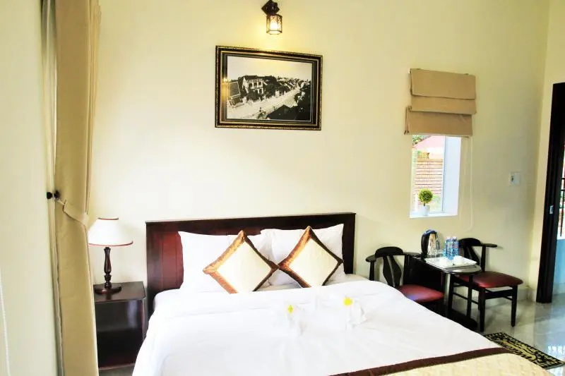 Standard Single room with garden view