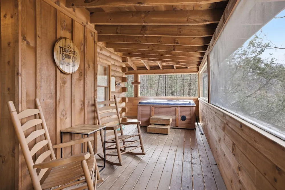 Smoky Grace 1 Bedroom Home