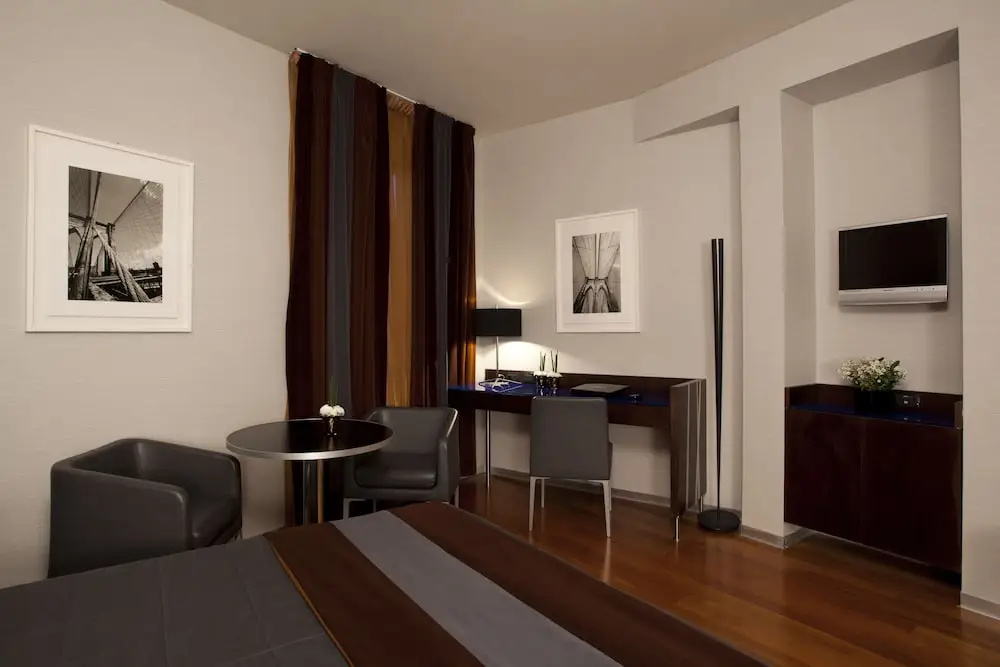 Hotel photo 7