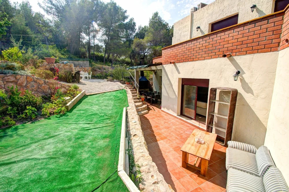 Relax House