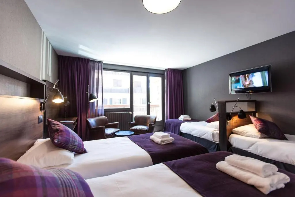 Standard Quadruple room with balcony and with mountain view