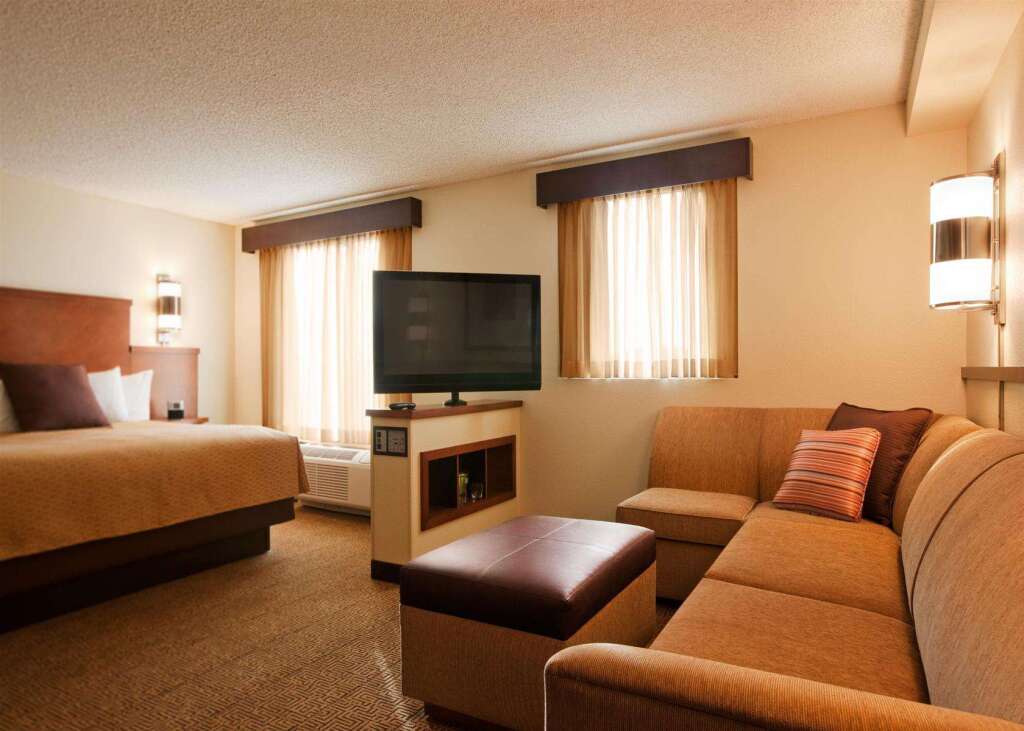 Hyatt Place Across From Universal Orlando Resort™ by null