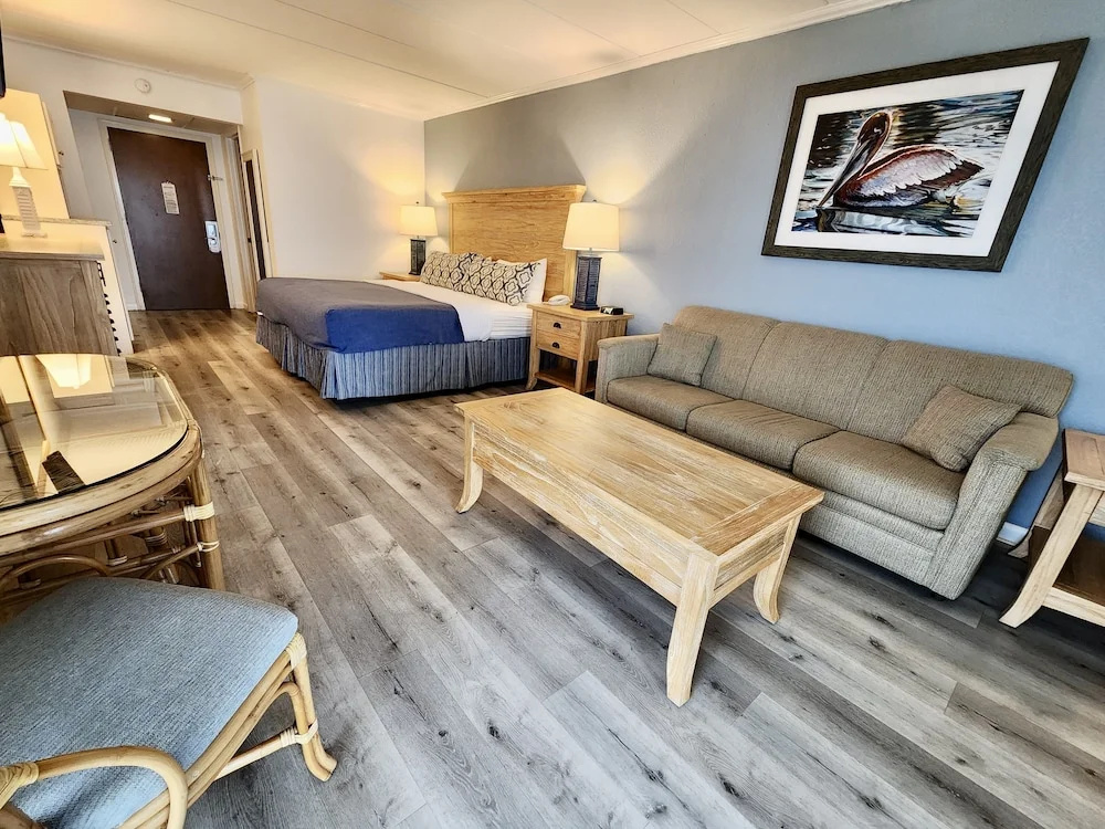 Standard Double room oceanfront (full double bed)