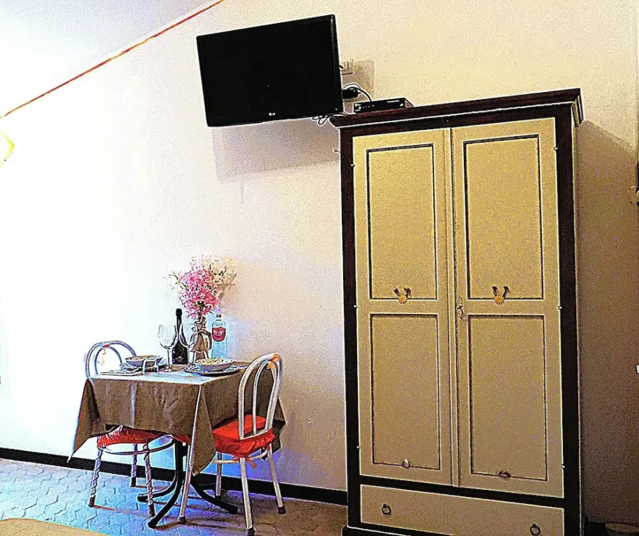 Economy Double Studio with land view (full double bed)