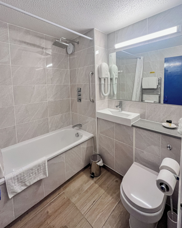 Travel Plaza Hotel - Chambres