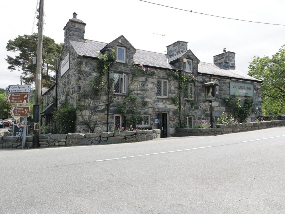 Glandwr Cottage