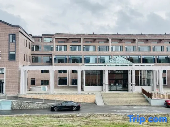 Anliujin Ke Hotel (Altay Hualin Park)