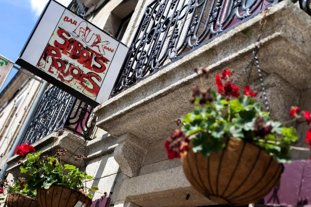 Voir la photo 1 — Aux Sabots Rouges
