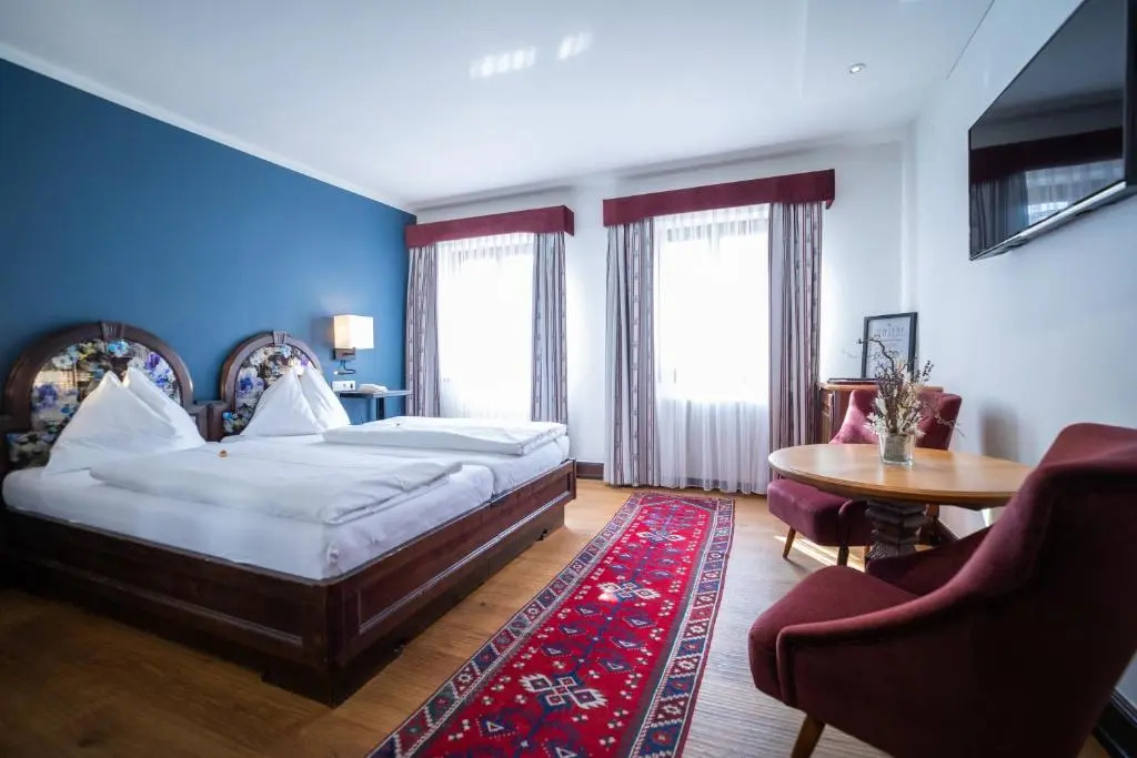 Standard Double room (full double bed)