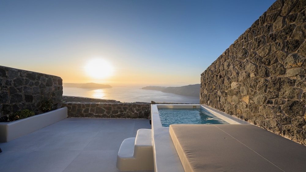 Balcony & Terrace