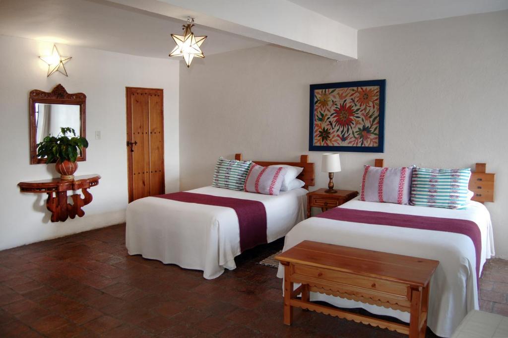 Hotel Los Arcos by null