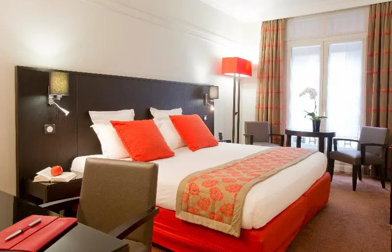 Hotel California Champs Elysees - Chambres