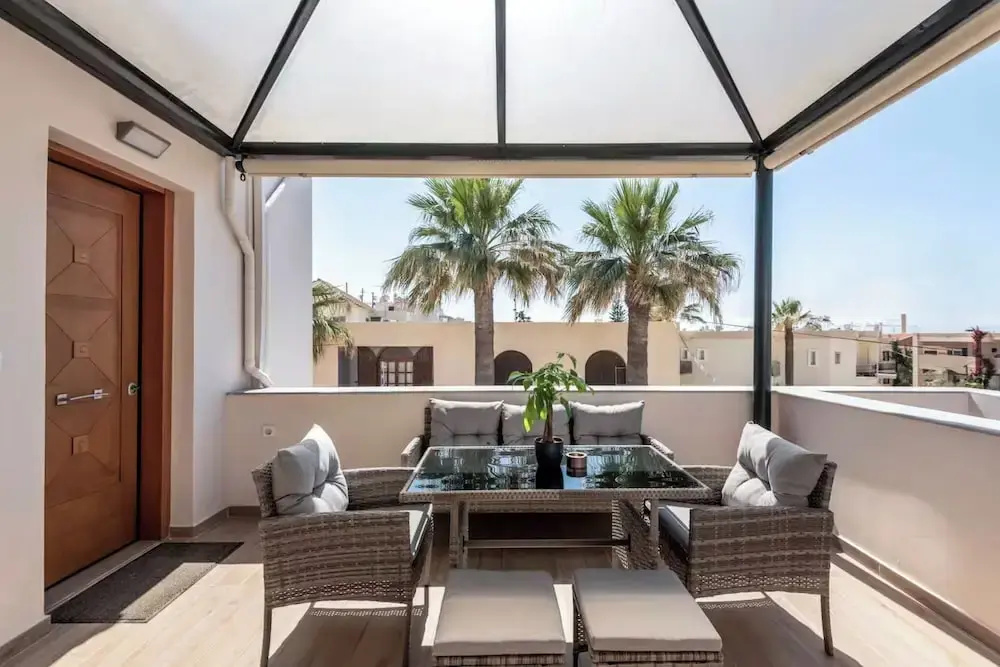 Solsalt 1min Walk to Beach 1min From Everything
