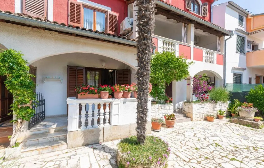 Apartments Belsa