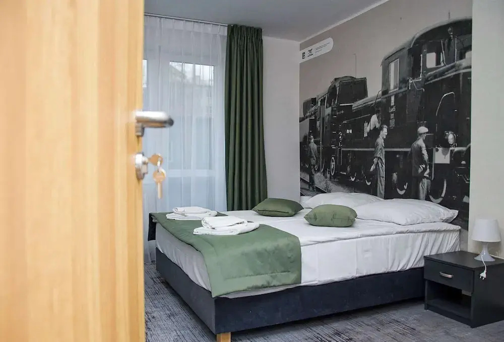 Standard Double room (full double bed)