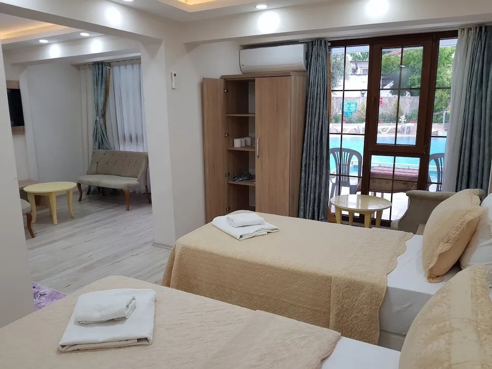 Alida Hotel — 3