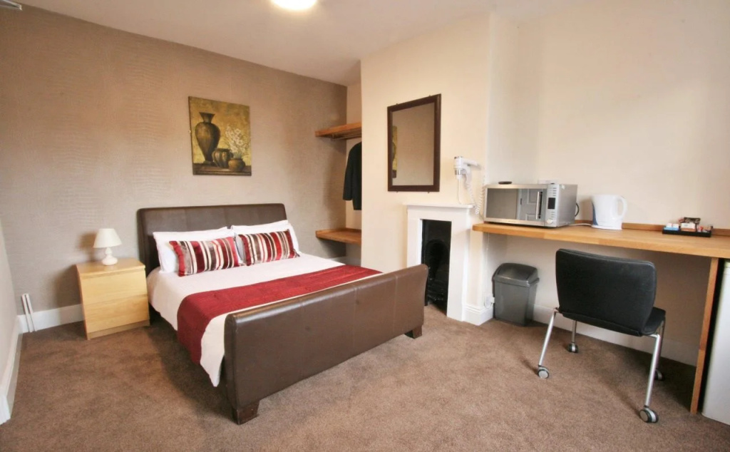 Central Hotel Cheltenham by Roomsbooked - Général