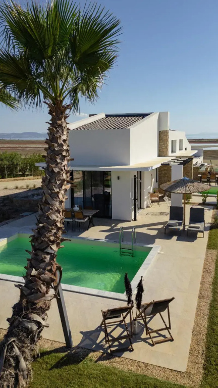 Superior Villa