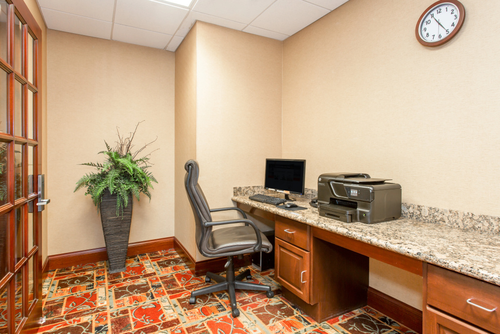 Holiday Inn Express & Suites Bloomington by IHG - Général