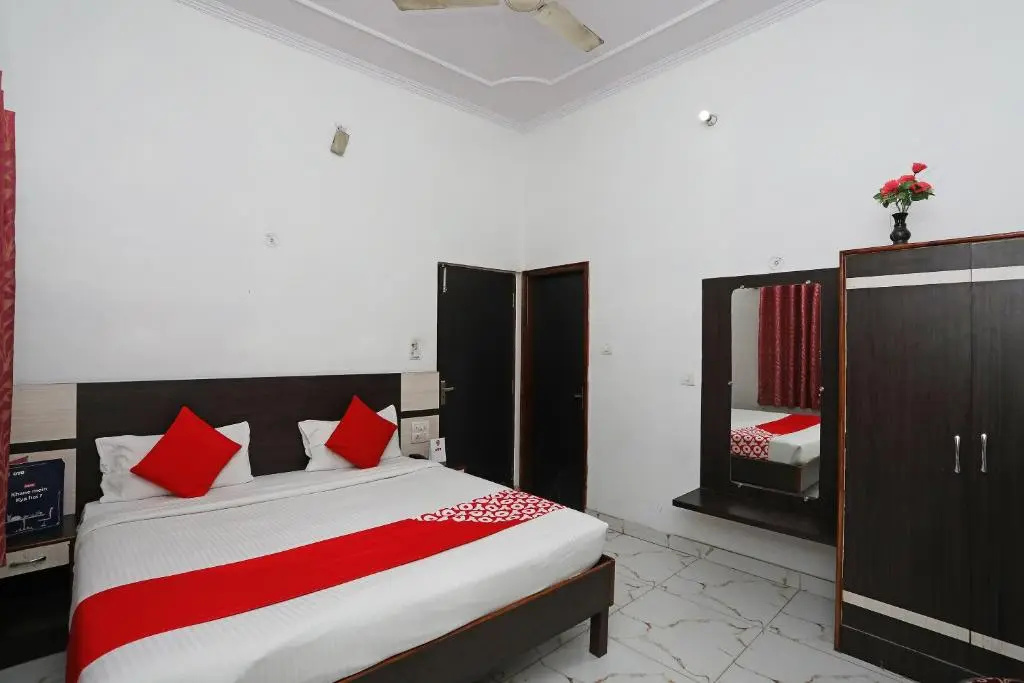OYO 9928 Hotel Haveli Inn1 - Chambres
