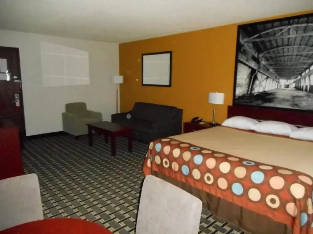 Super 8 Fox Creek - фото 31