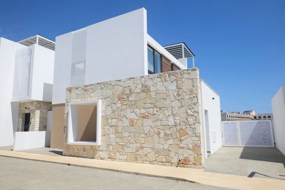 Brand New 4 Bedroom Villa in Protaras Center