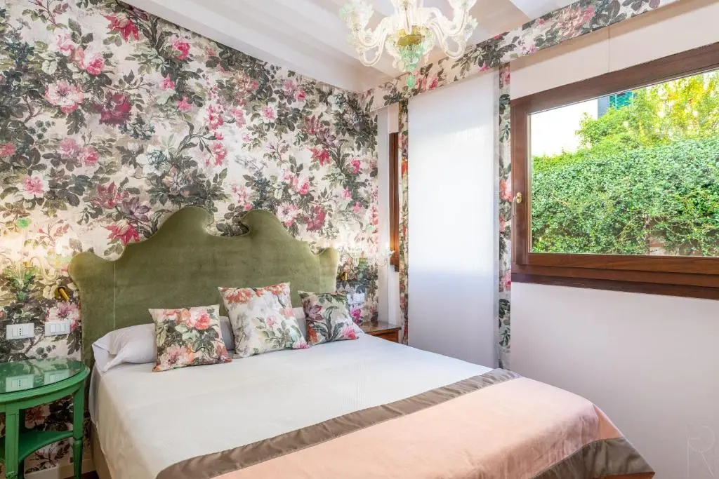 Economy Double room (full double bed)