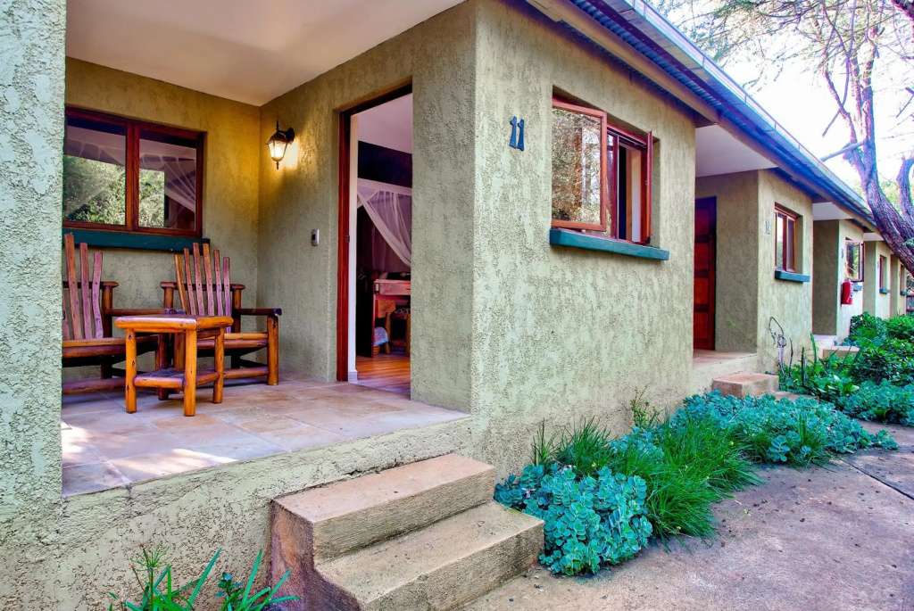 Kubu Safari Lodge
