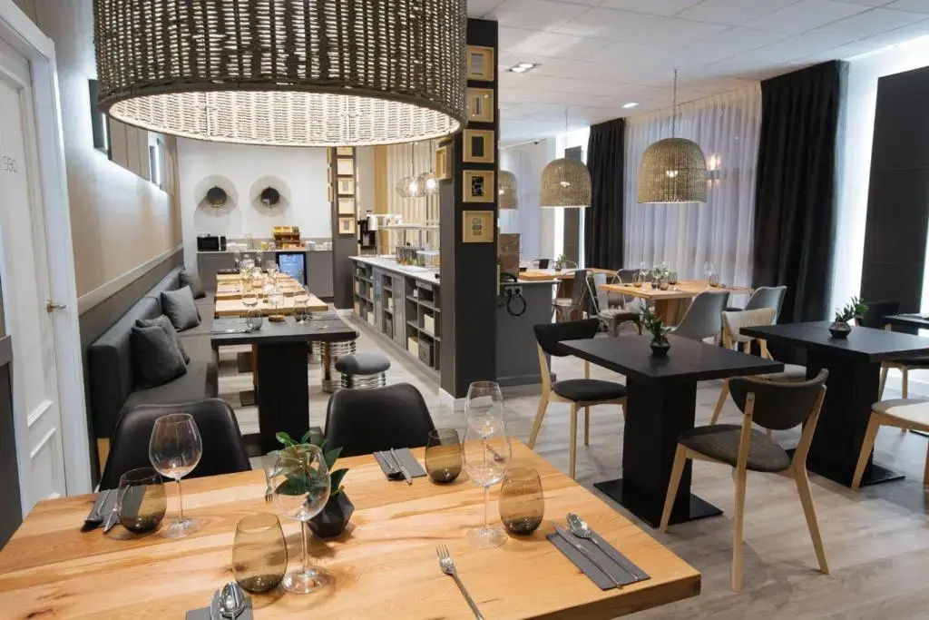 Food & Beverage
