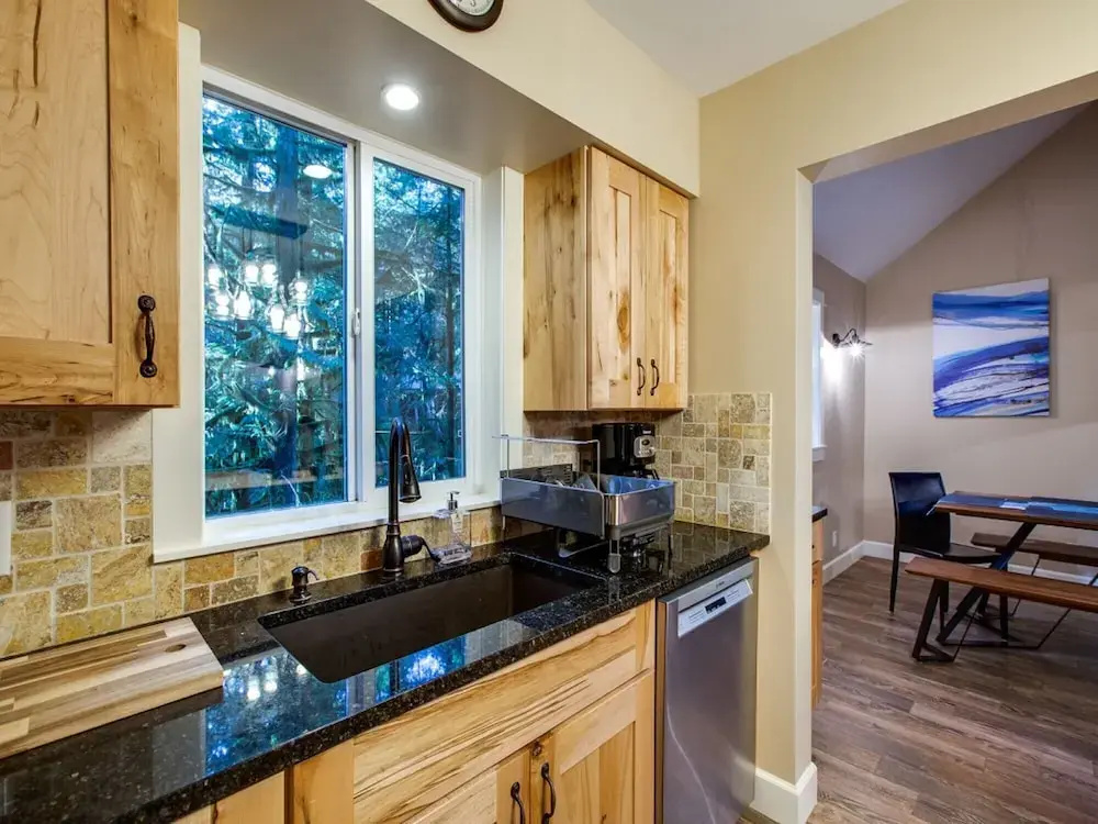 Mt. Baker Lodging Cabin 69 (Sleeps 8)