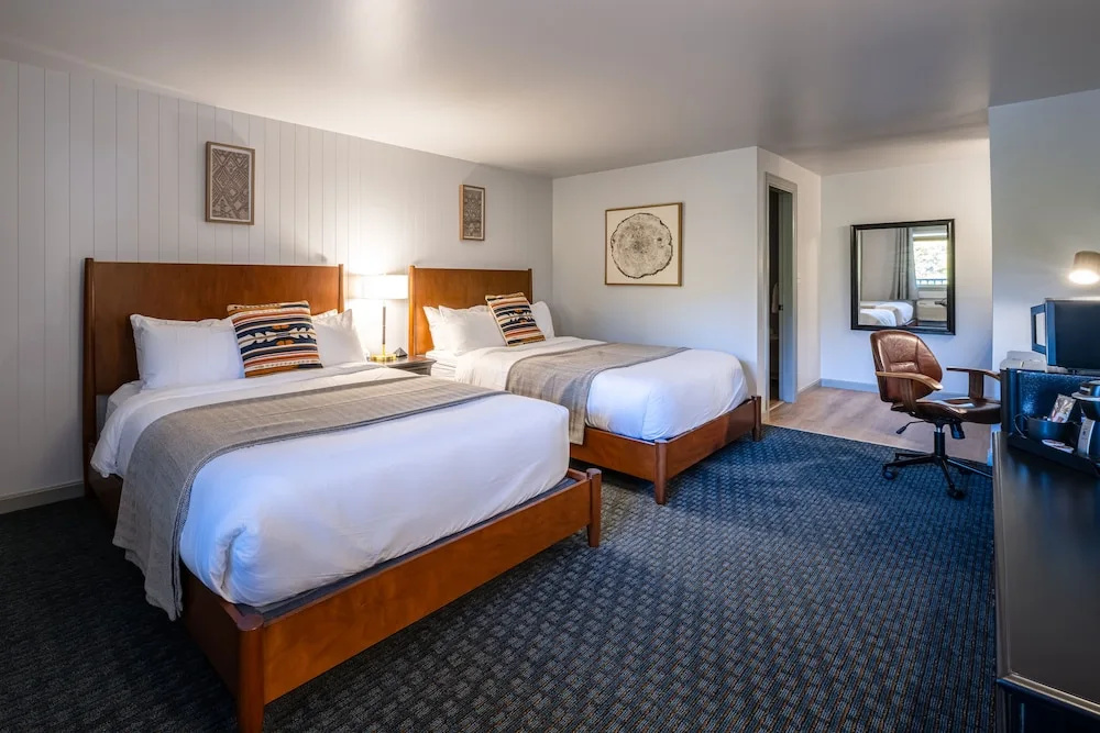Deluxe Quadruple room